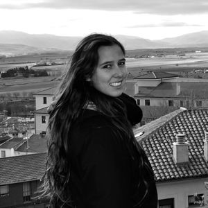 Meet your Posher, Mia